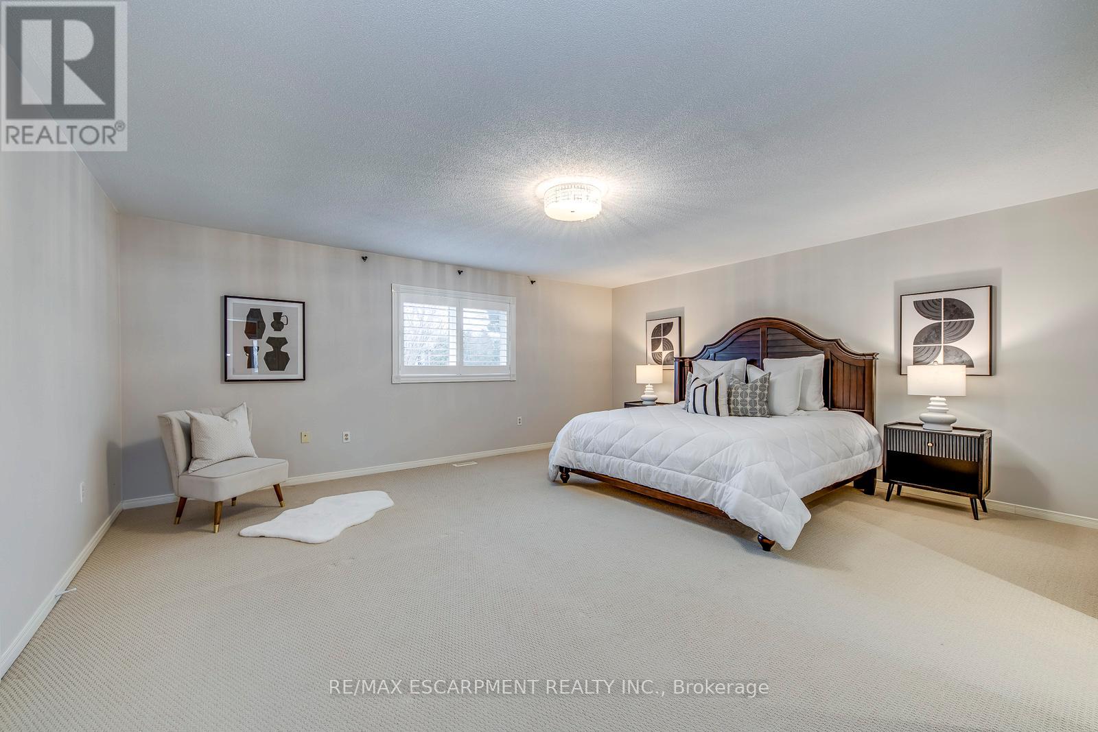 2161 Grenville Drive, Oakville, Ontario  L6H 4X1 - Photo 29 - W12645684