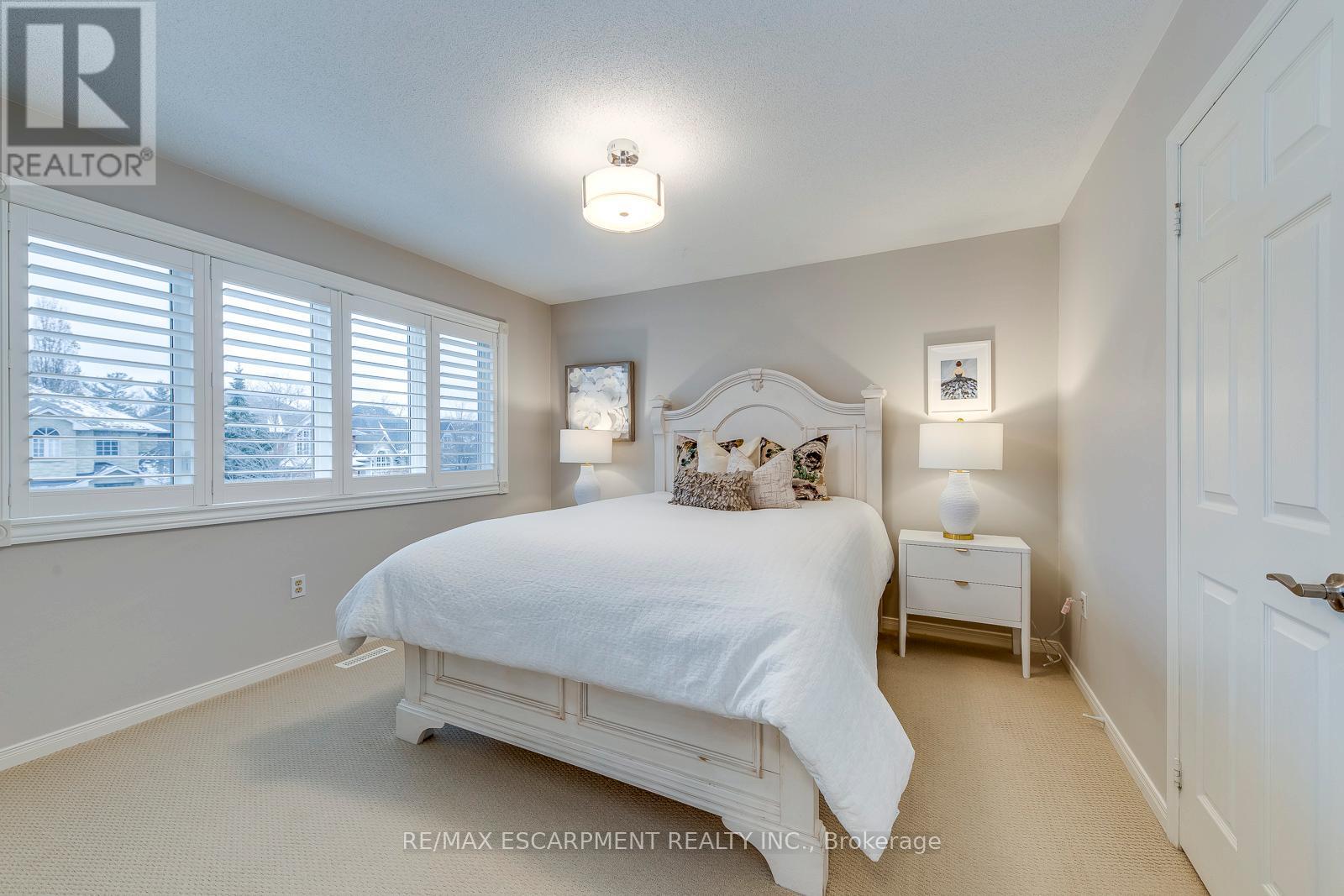 2161 Grenville Drive, Oakville, Ontario  L6H 4X1 - Photo 34 - W12645684