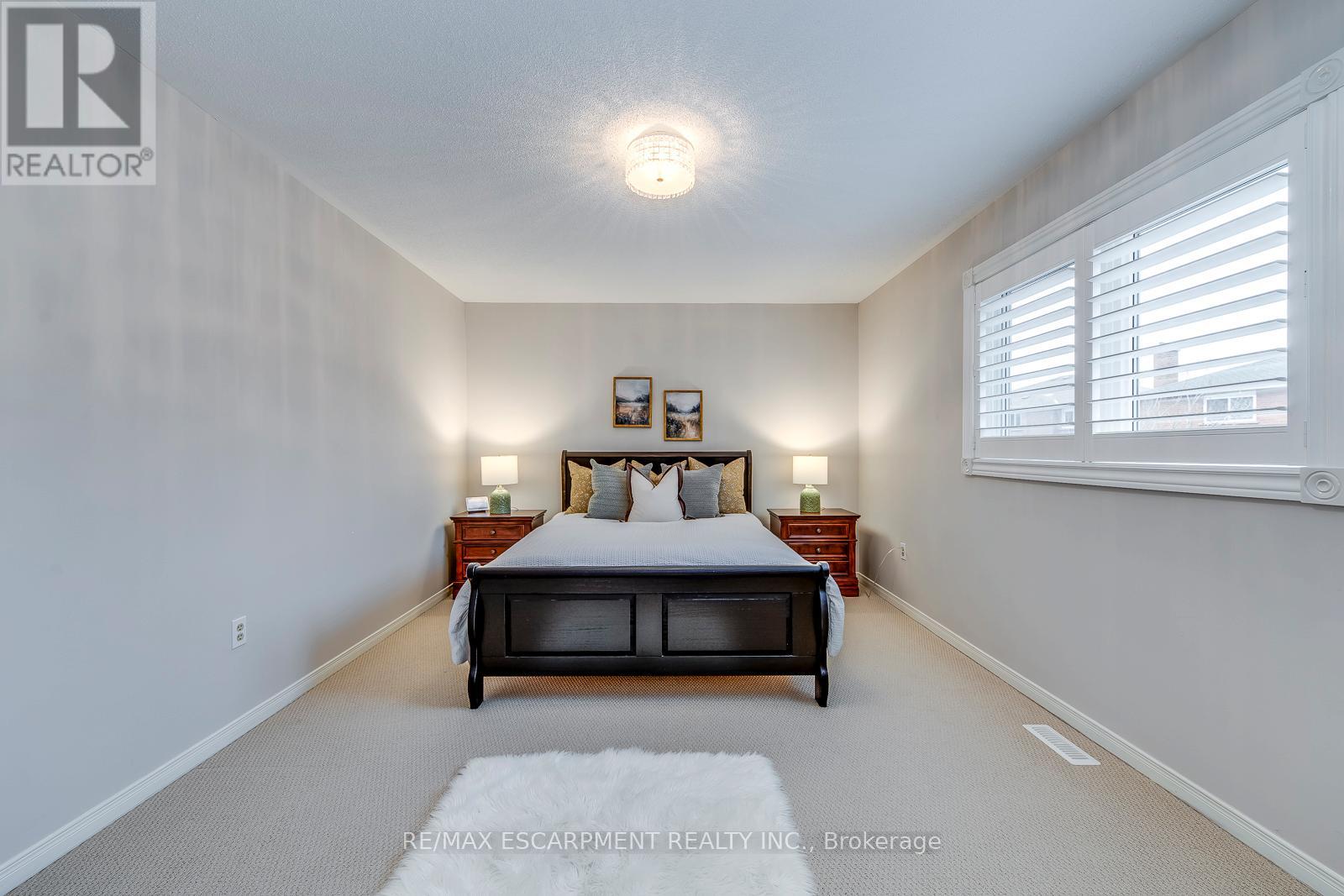 2161 Grenville Drive, Oakville, Ontario  L6H 4X1 - Photo 36 - W12645684