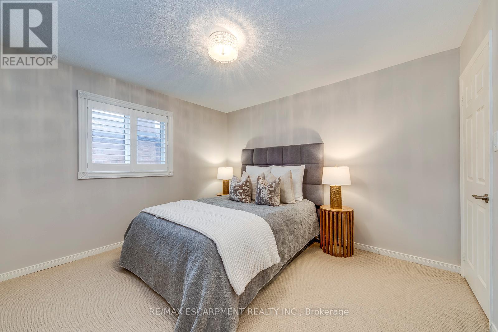 2161 Grenville Drive, Oakville, Ontario  L6H 4X1 - Photo 37 - W12645684