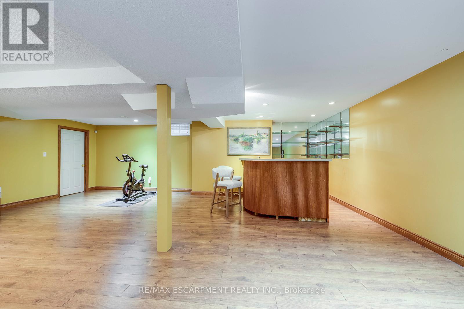 2161 Grenville Drive, Oakville, Ontario  L6H 4X1 - Photo 41 - W12645684