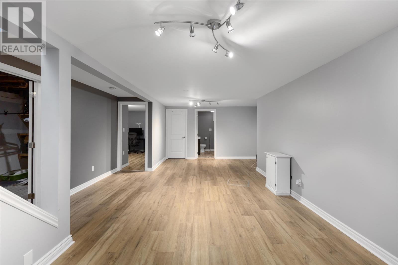 225 Hugill St, Sault Ste. Marie, Ontario  P6A 4G1 - Photo 23 - SM253436