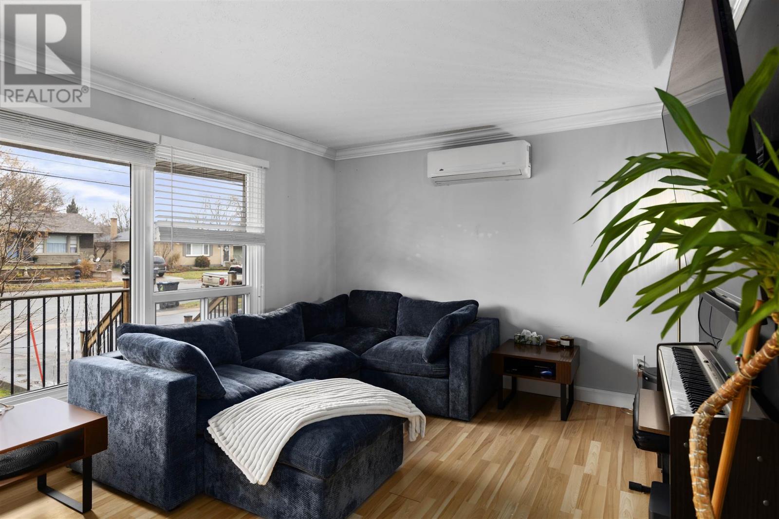 225 Hugill St, Sault Ste. Marie, Ontario  P6A 4G1 - Photo 4 - SM253436