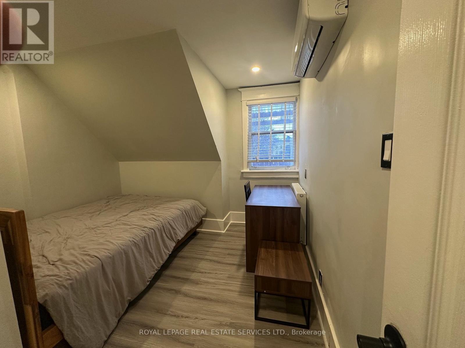 301 - 31 Tyndall Avenue, Toronto, Ontario  M6K 2E9 - Photo 13 - W12638310