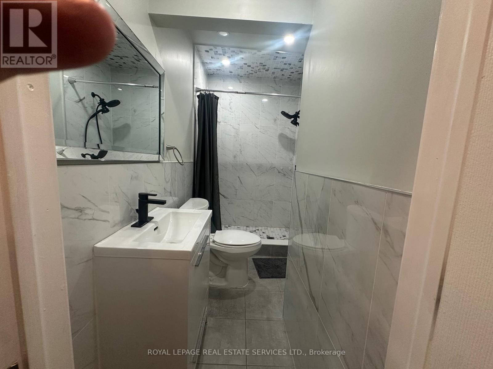 301 - 31 Tyndall Avenue, Toronto, Ontario  M6K 2E9 - Photo 29 - W12638310