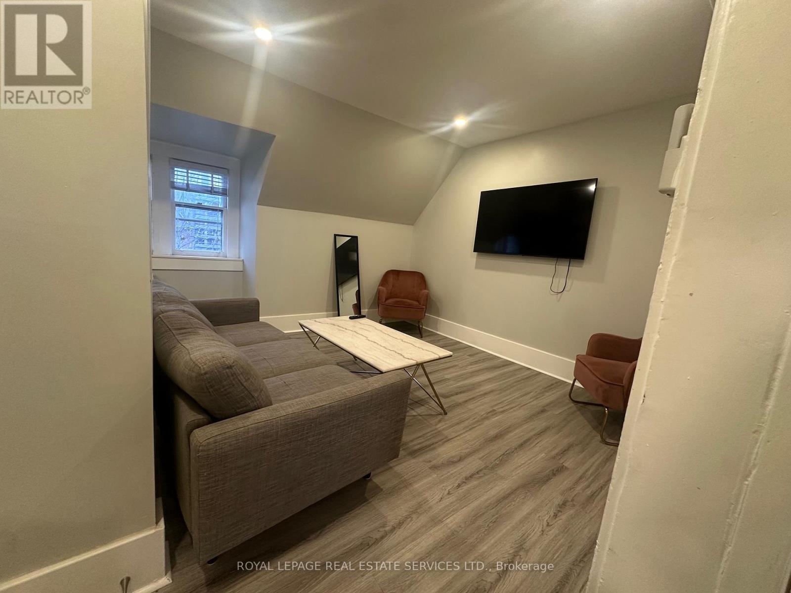 301 - 31 Tyndall Avenue, Toronto, Ontario  M6K 2E9 - Photo 8 - W12638310