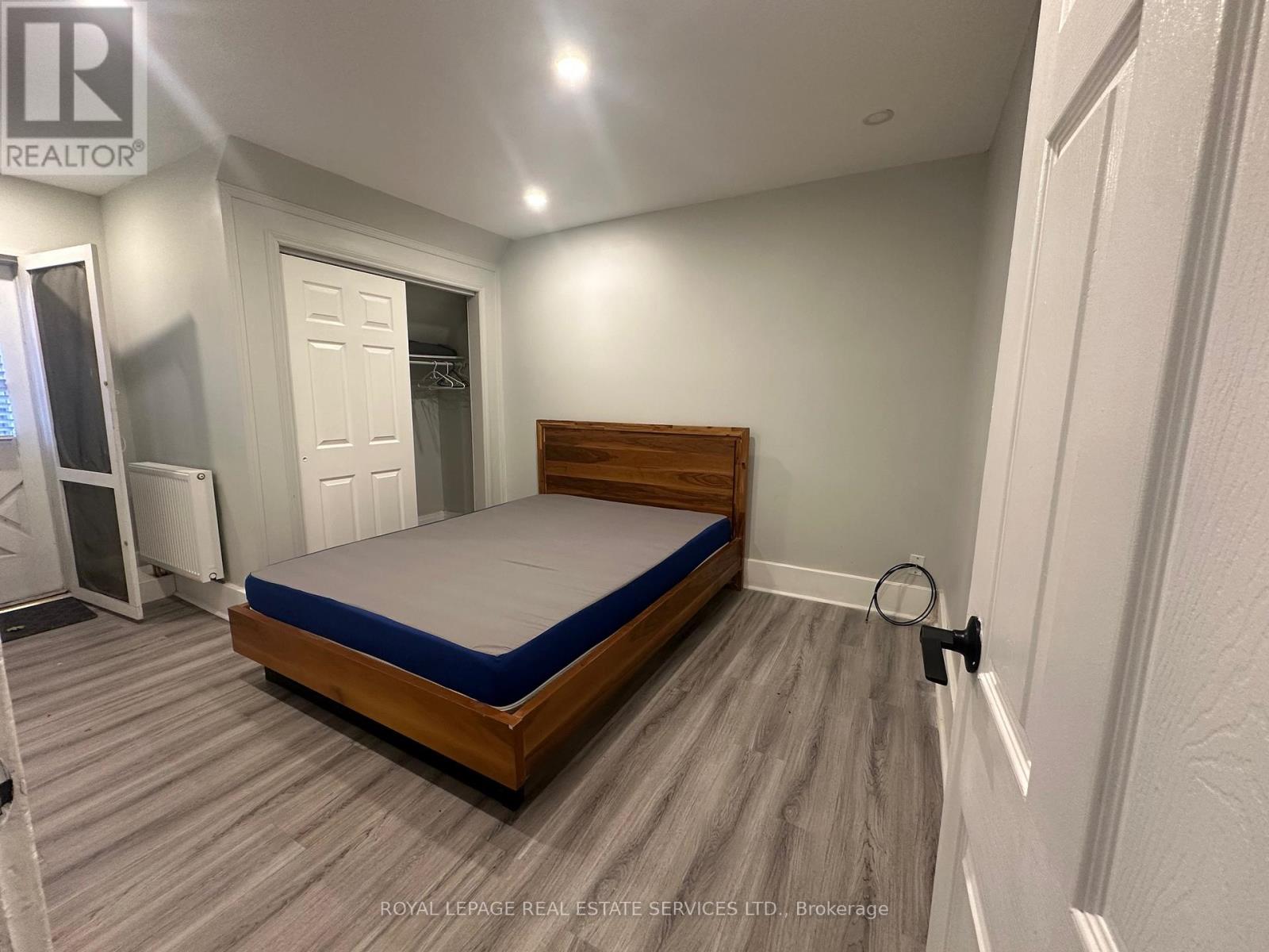 301 - 31 Tyndall Avenue, Toronto, Ontario  M6K 2E9 - Photo 12 - W12638310