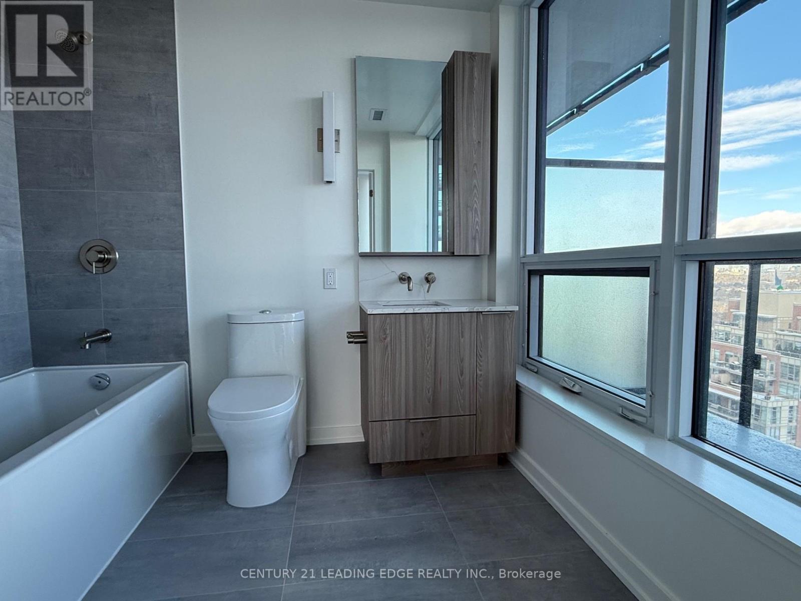 110 Broadway Avenue, Toronto, Ontario  M4P 1X7 - Photo 11 - C12645700