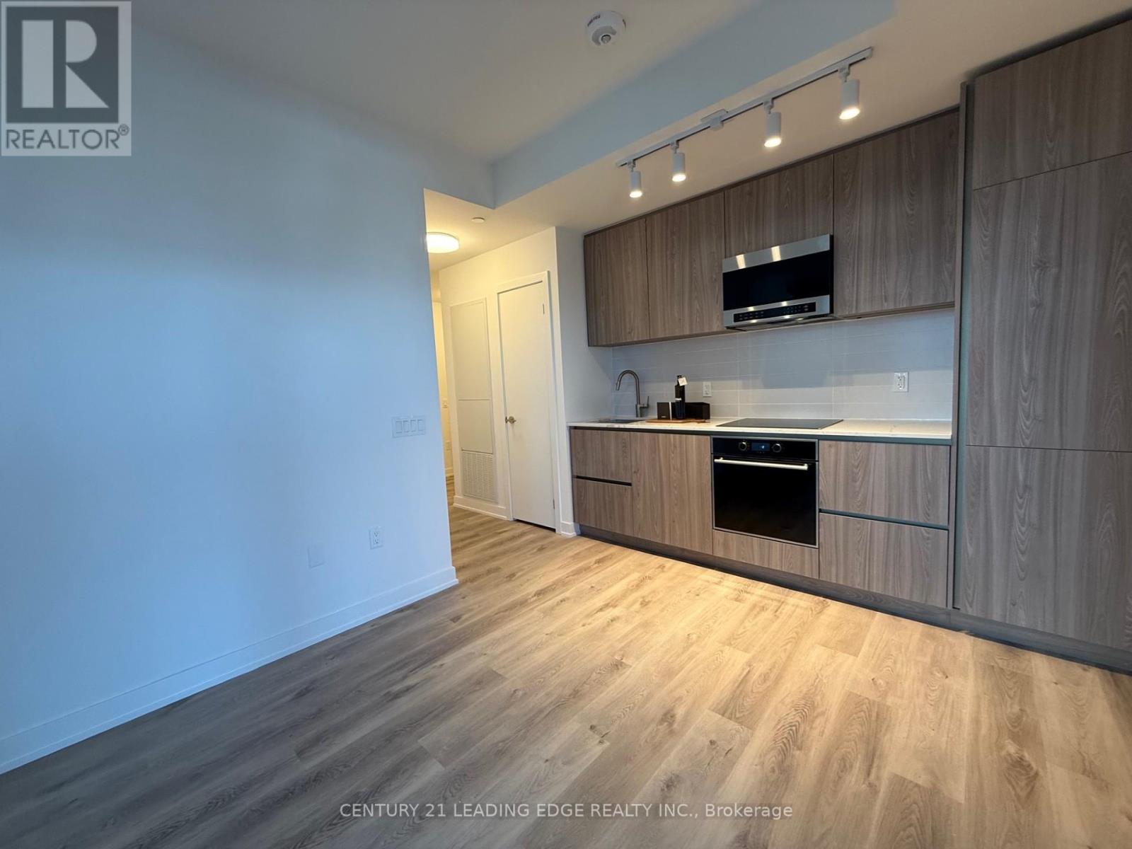 110 Broadway Avenue, Toronto, Ontario  M4P 1X7 - Photo 5 - C12645700