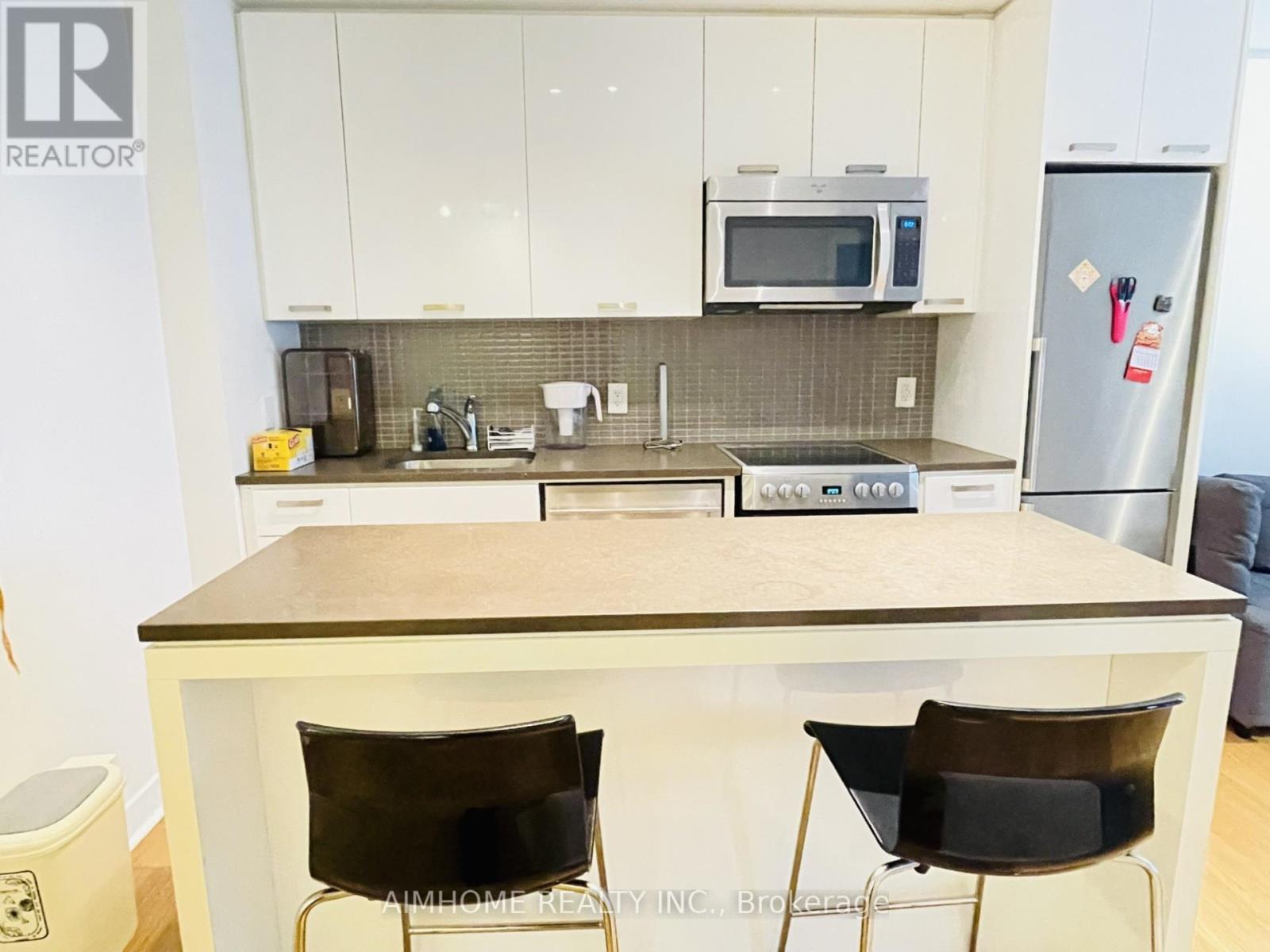 1018 - 295 Adelaide Street W, Toronto, Ontario  M5V 1P7 - Photo 7 - C12645712