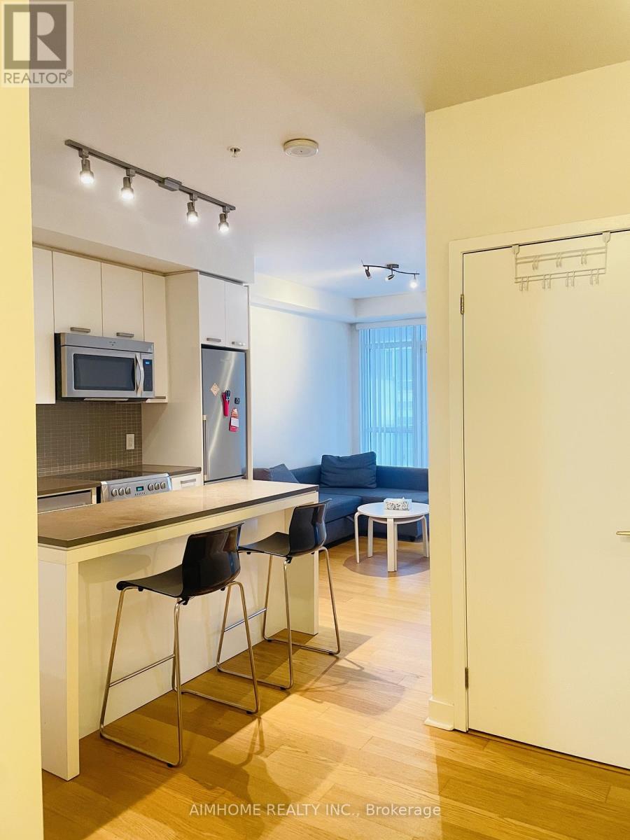 1018 - 295 Adelaide Street W, Toronto, Ontario  M5V 1P7 - Photo 8 - C12645712