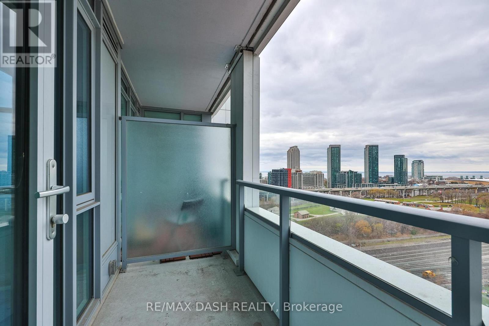 1508w - 27 Bathurst Street, Toronto, Ontario  M5V 0R1 - Photo 27 - C12645718