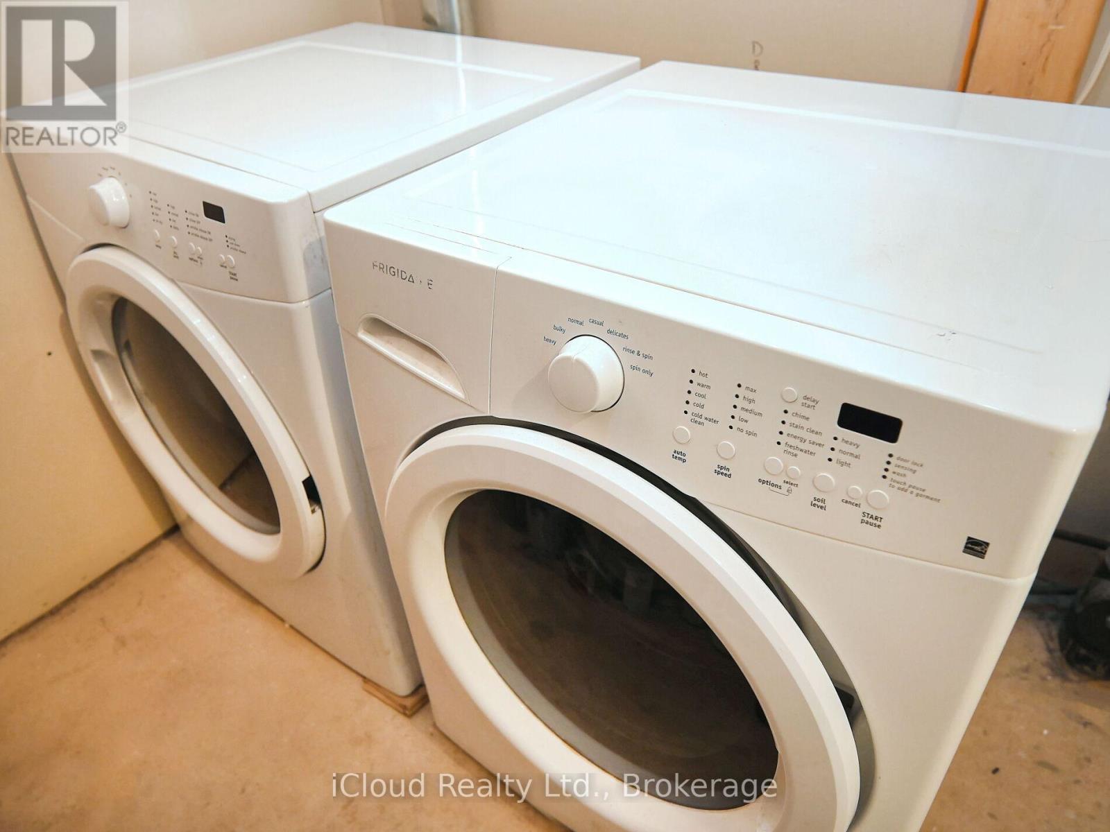 3069 Preserve Drive, Oakville, Ontario  L6M 0T6 - Photo 13 - W12644728