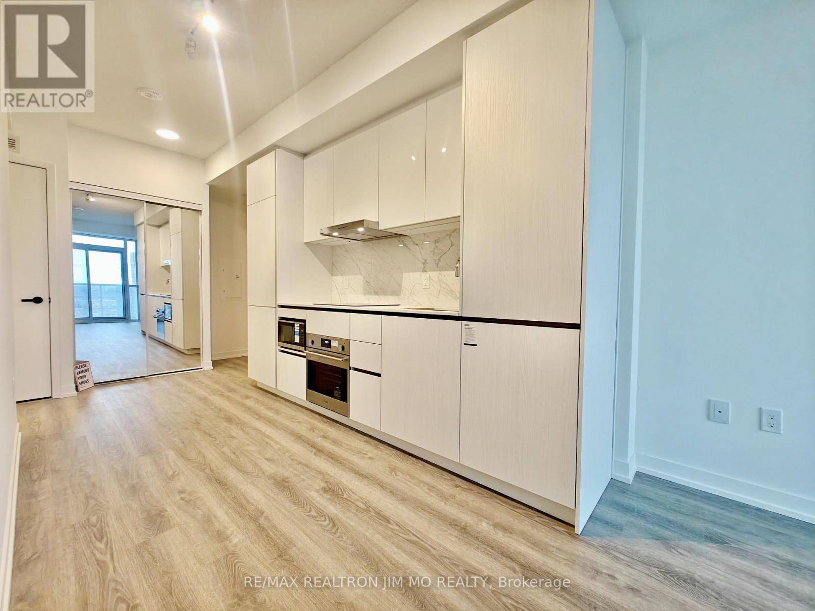 4607 - 8 Interchange Way, Vaughan, Ontario  L4K 0R2 - Photo 6 - N12645696