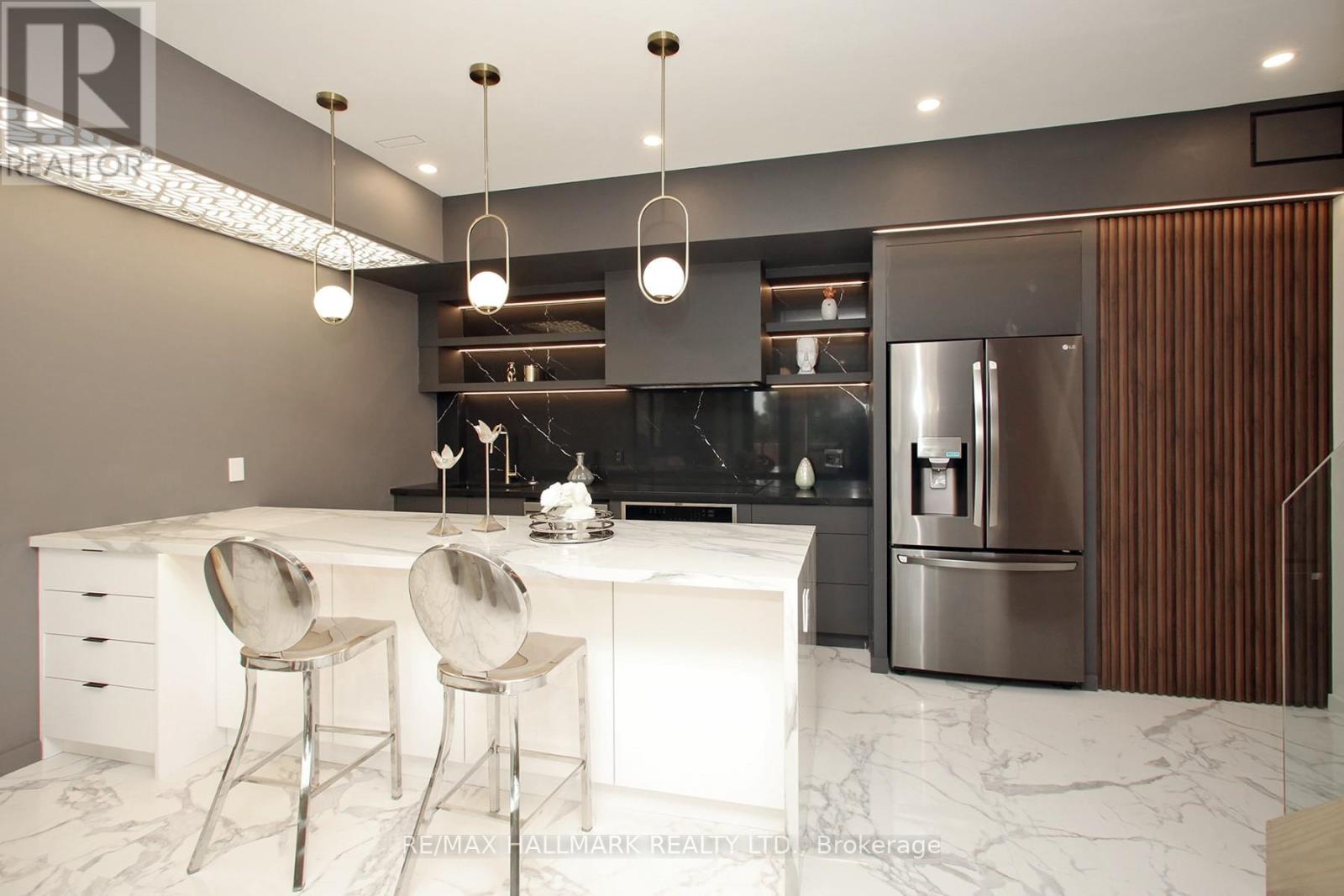 4a Owen Street, Toronto, Ontario  M8W 3T4 - Photo 11 - W12645702