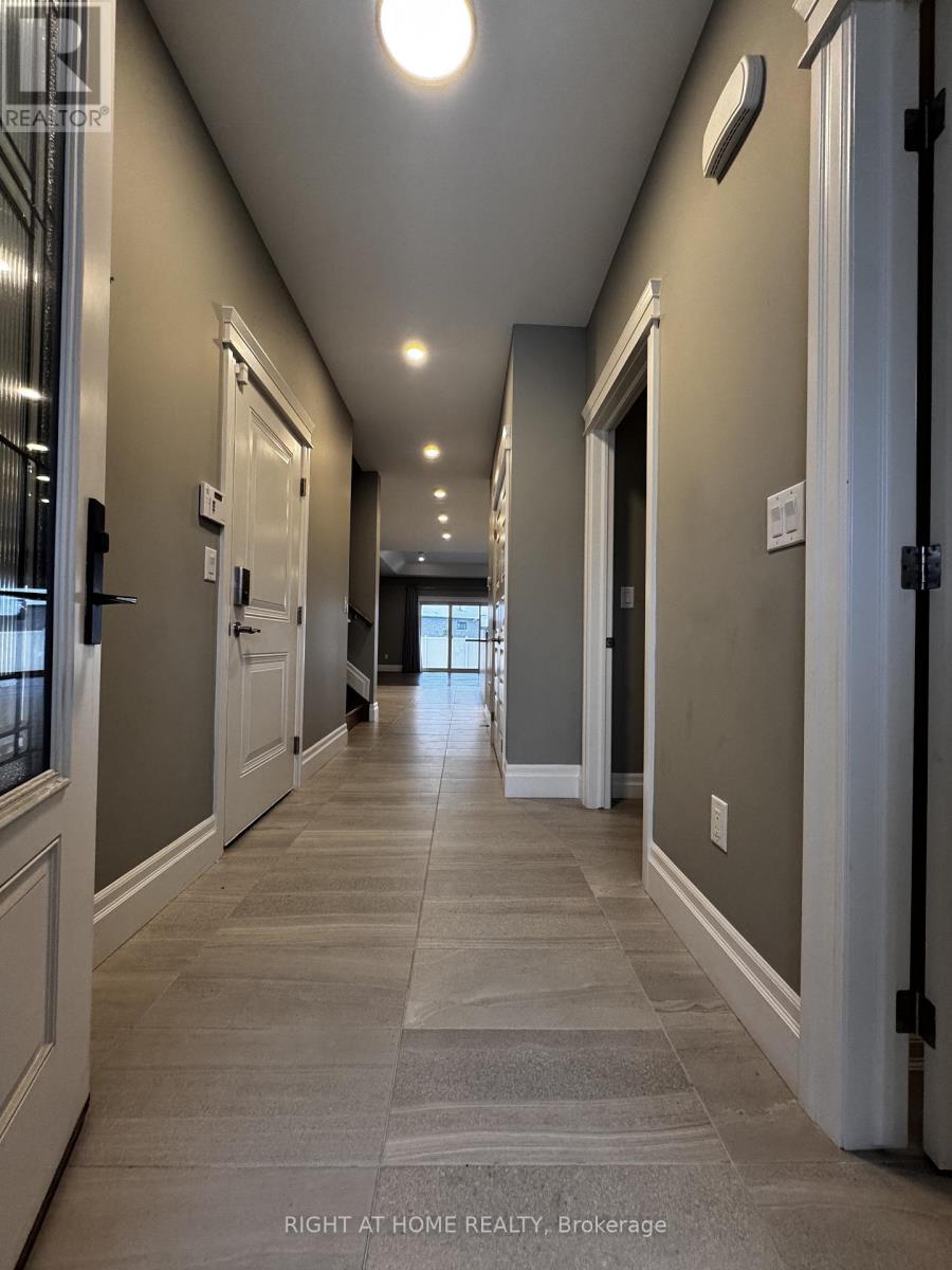 463 MARTINIQUE AVENUE, Windsor, Ontario