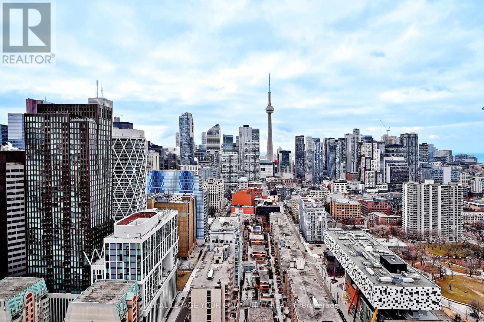 Ph09 - 280 Dundas St West, Toronto, Ontario  M5T 0E3 - Photo 2 - C12645314