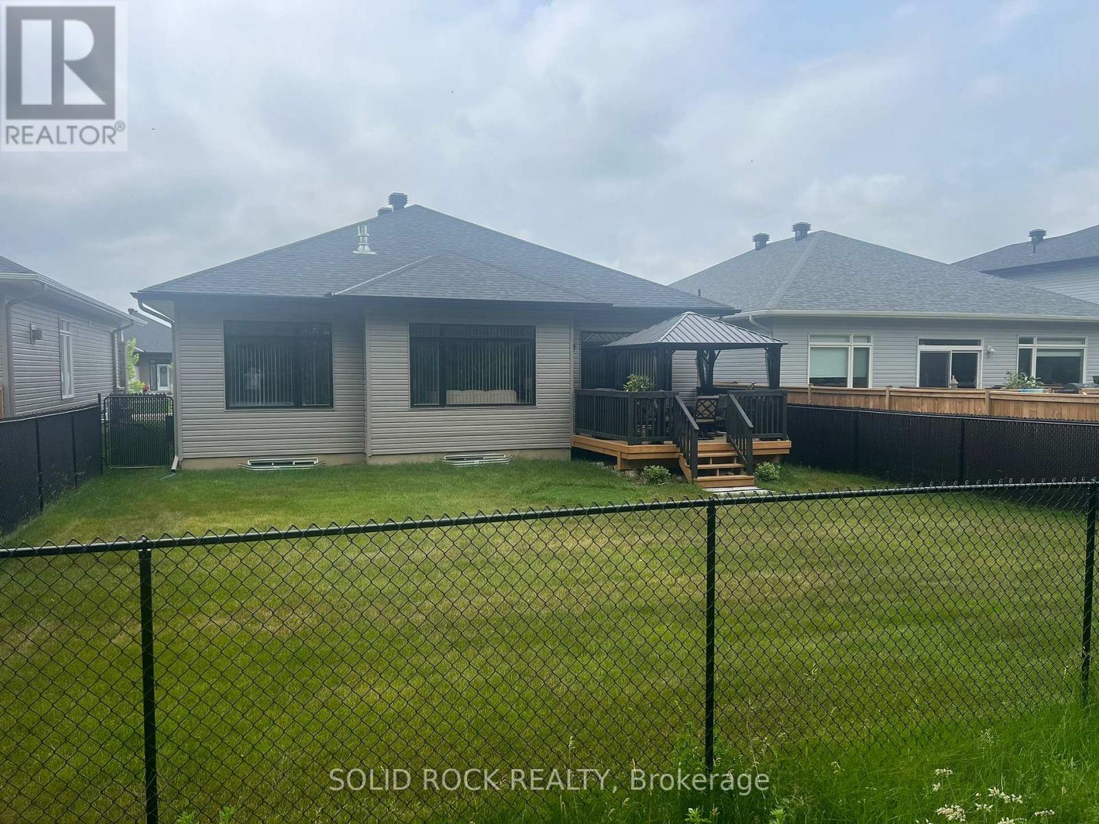 301 Wood Avenue, Smiths Falls, Ontario  K7A 5H4 - Photo 34 - X12645492