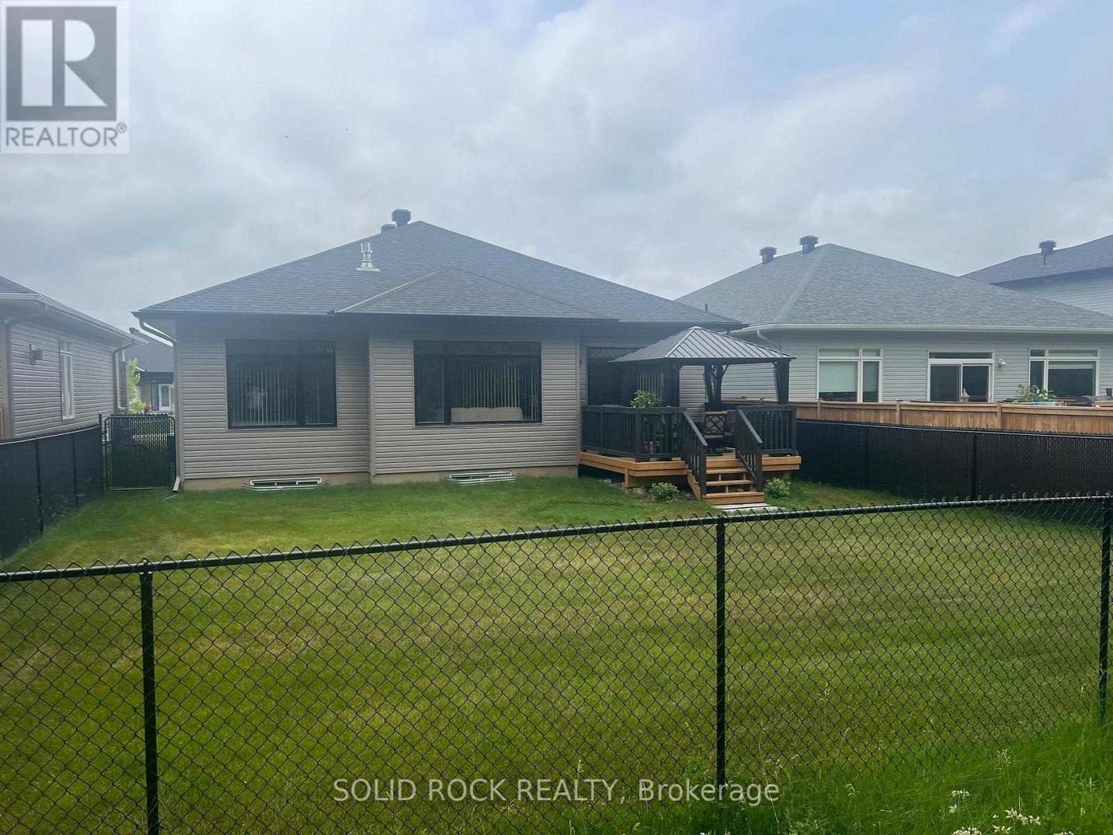 301 Wood Avenue, Smiths Falls, Ontario  K7A 5H4 - Photo 37 - X12645492