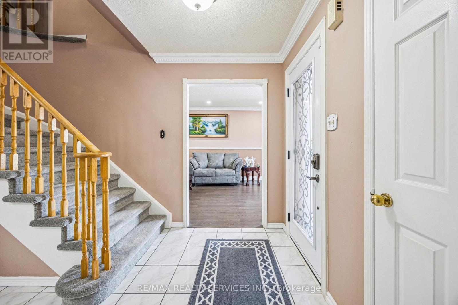 7 Duggan Drive, Brampton, Ontario  L6Y 4K8 - Photo 4 - W12645722