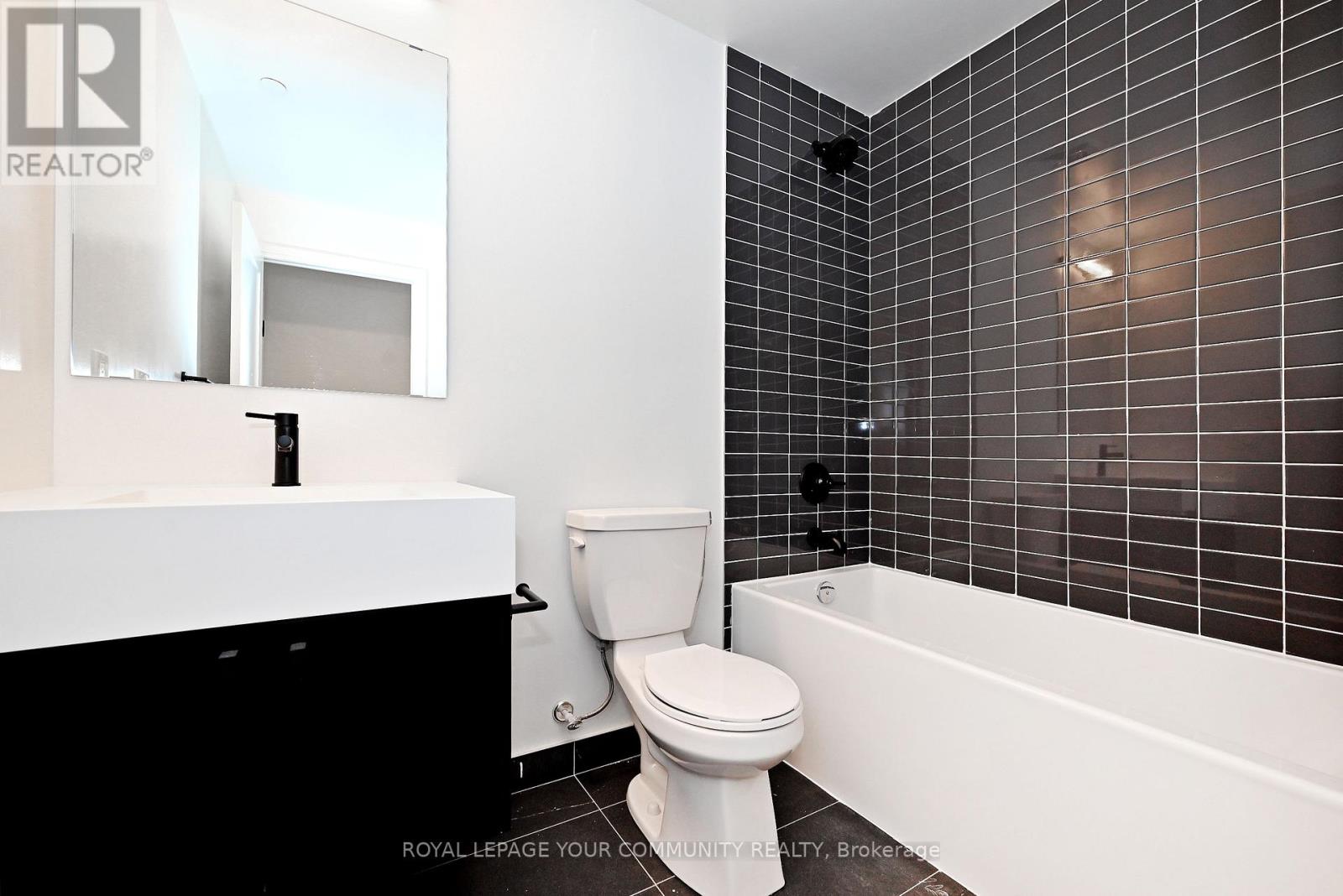 Ph09 - 280 Dundas St West, Toronto, Ontario  M5T 0E3 - Photo 37 - C12645314