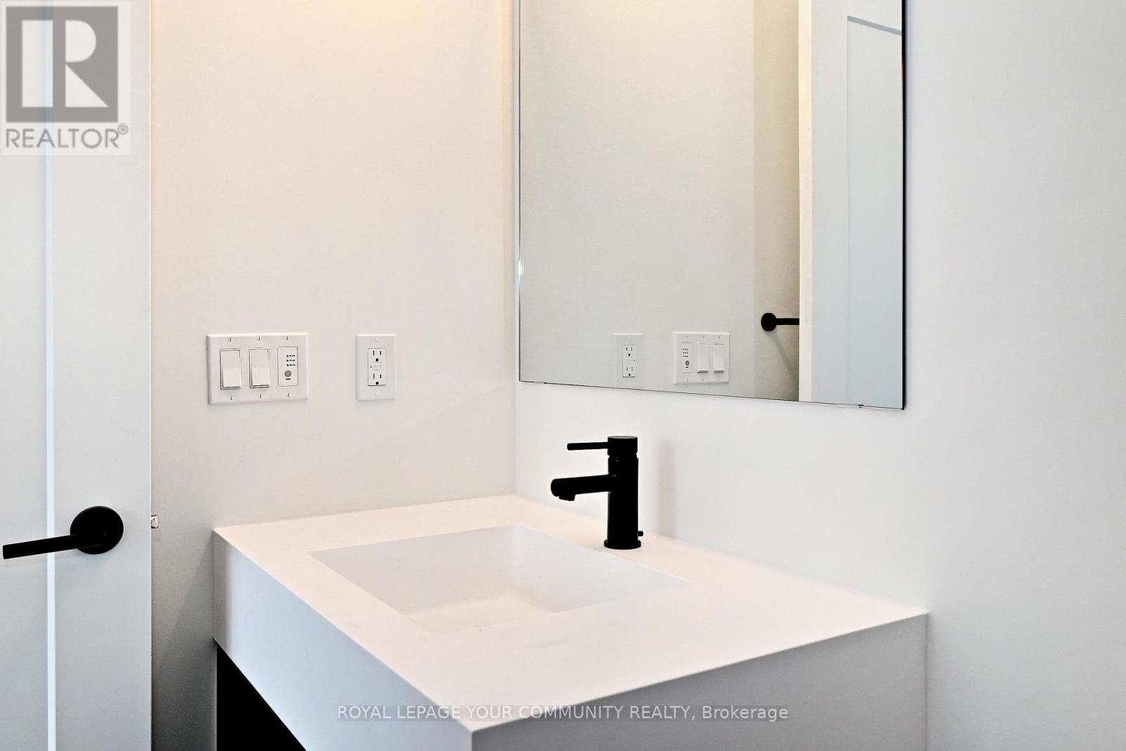 Ph09 - 280 Dundas St West, Toronto, Ontario  M5T 0E3 - Photo 32 - C12645314