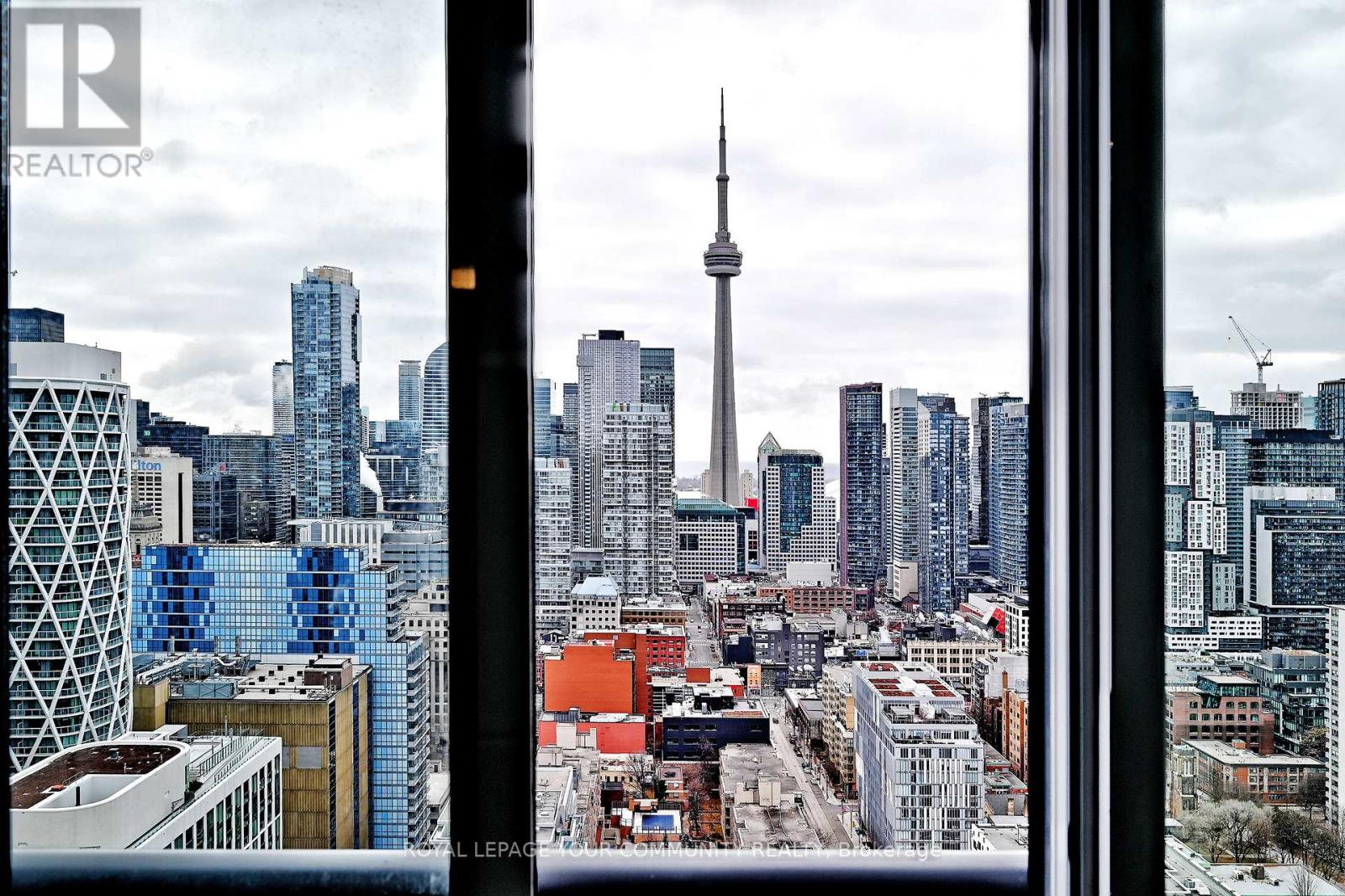 Ph09 - 280 Dundas St West, Toronto, Ontario  M5T 0E3 - Photo 38 - C12645314