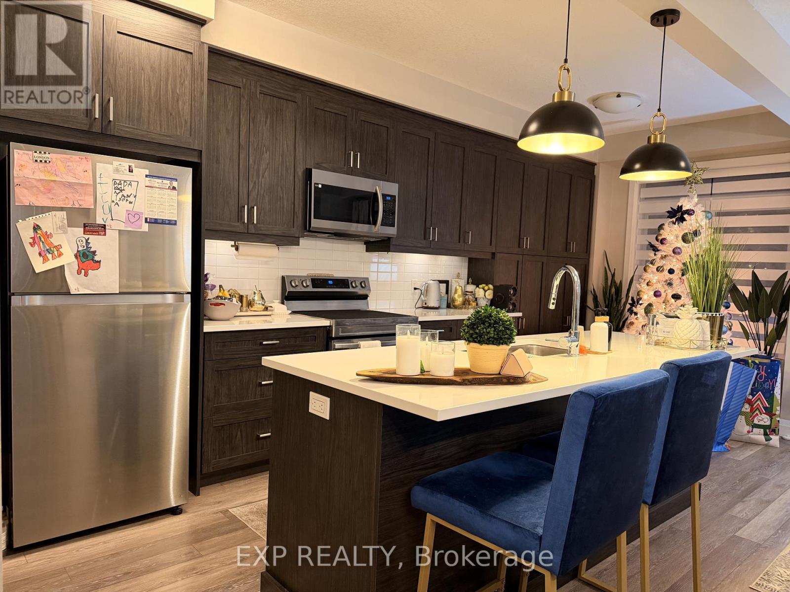 Unit#17 - 143 Elgin Street, Cambridge, Ontario  N1R 0E1 - Photo 4 - X12604138