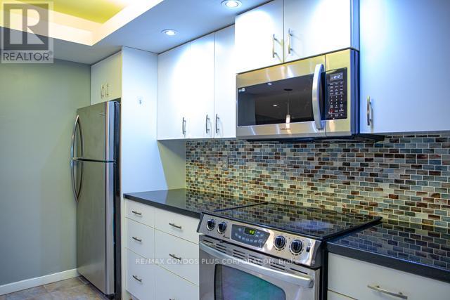 3008 - 1001 Bay Street, Toronto, Ontario  M5S 3A6 - Photo 4 - C12645726