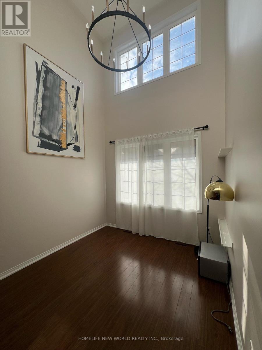 61 Lakespring Drive, Markham, Ontario  L6C 2Z1 - Photo 3 - N12645730