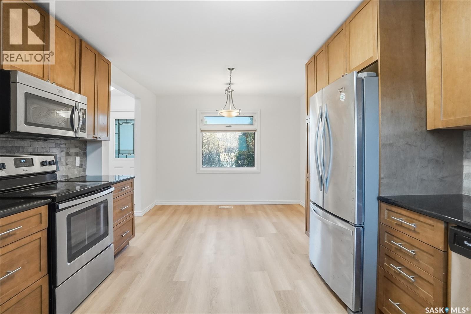 1906 Louise Avenue, Saskatoon, Saskatchewan  S7J 2C2 - Photo 13 - SK025839