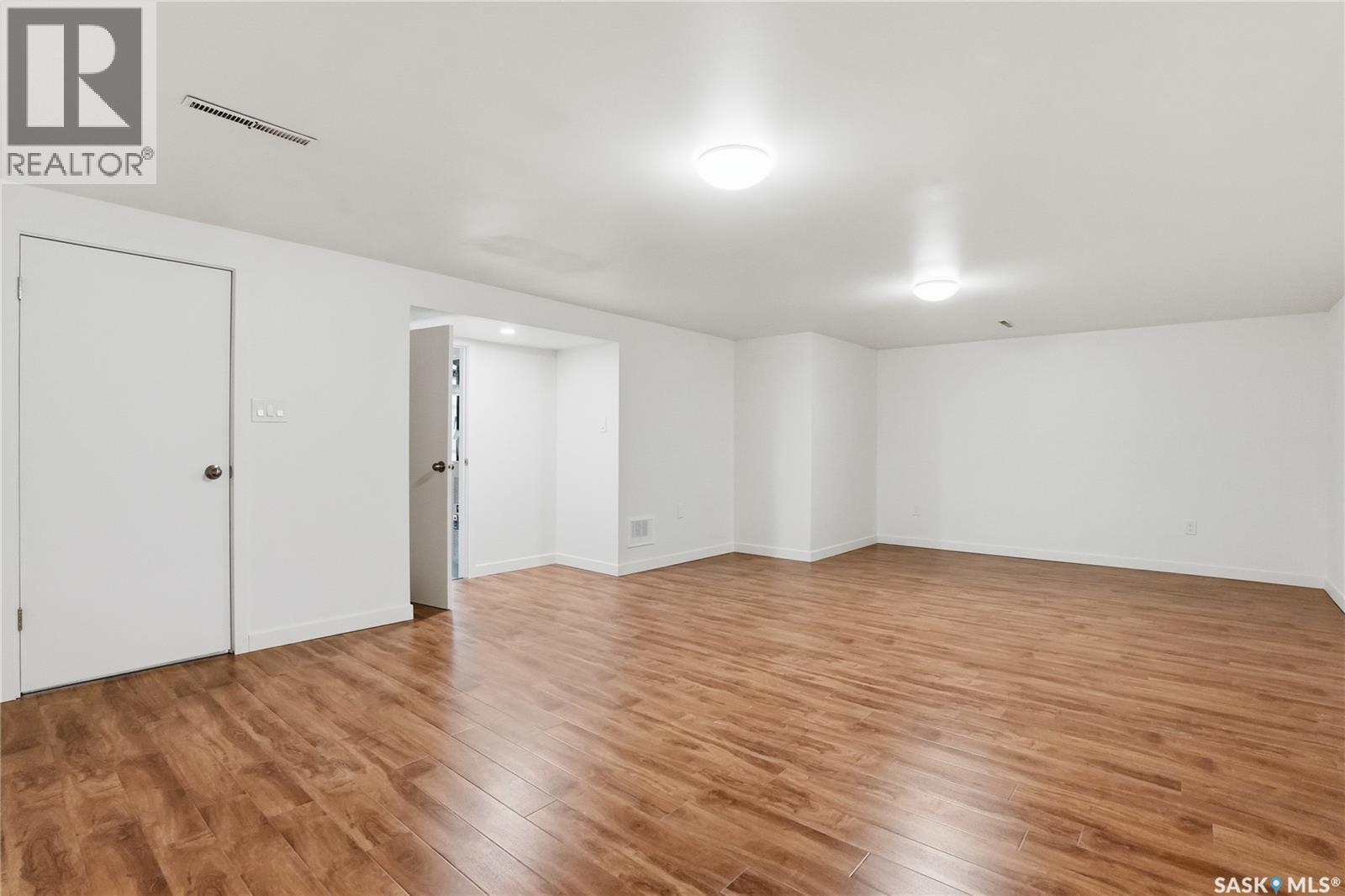 1906 Louise Avenue, Saskatoon, Saskatchewan  S7J 2C2 - Photo 28 - SK025839