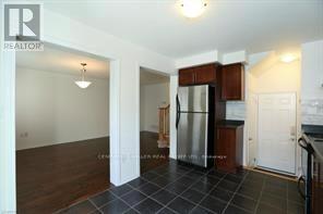 220 Prosser Circle, Milton, Ontario  L6T 0P6 - Photo 10 - W12645738