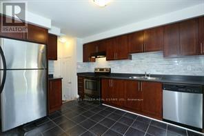 220 Prosser Circle, Milton, Ontario  L6T 0P6 - Photo 9 - W12645738