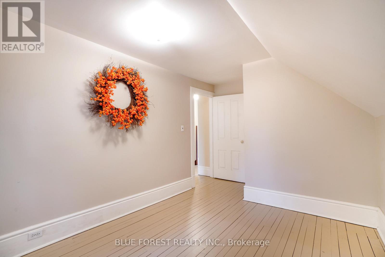 136 Furnival Road, West Elgin, Ontario  N0L 2C0 - Photo 31 - X12645742