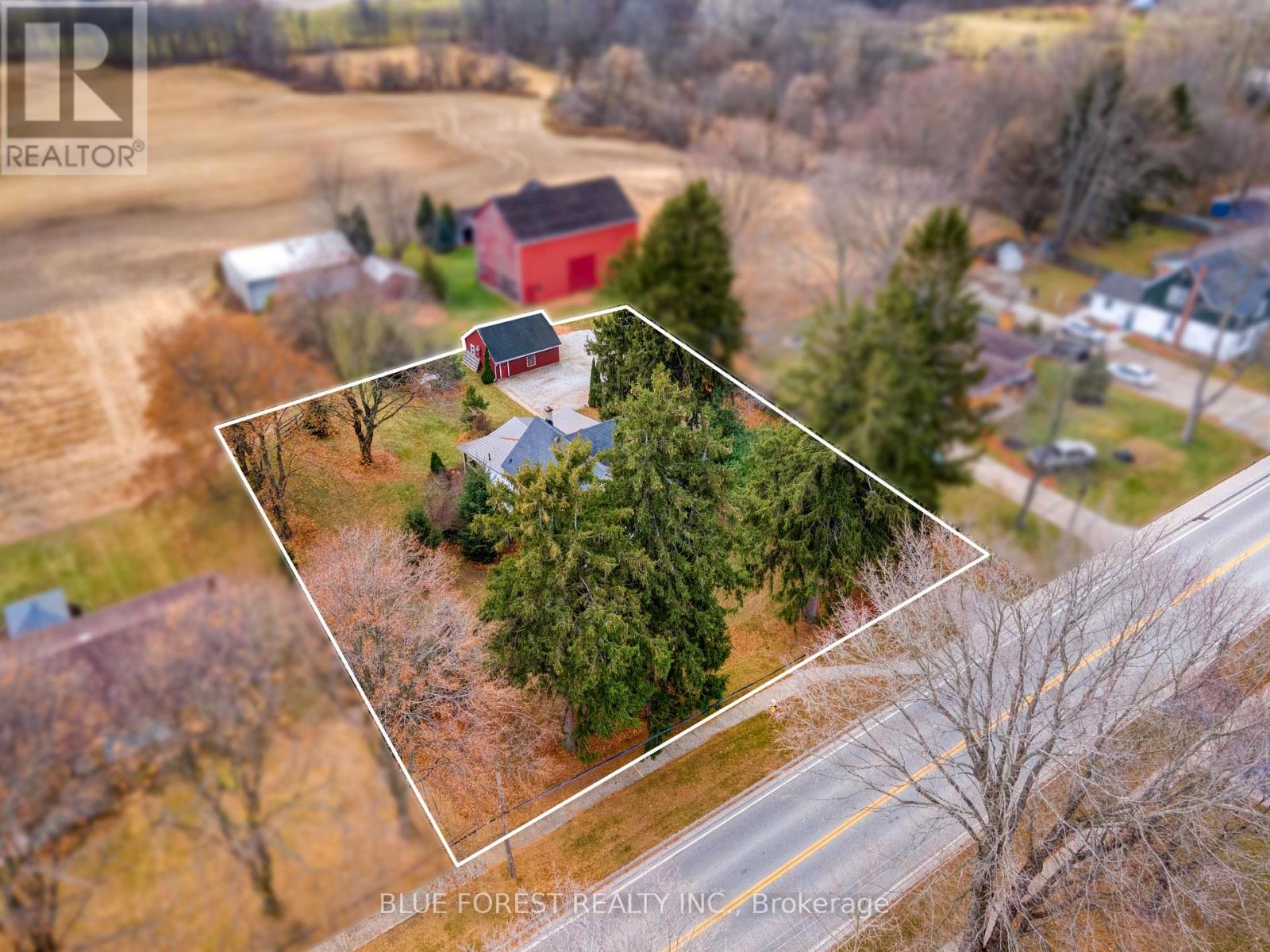 136 Furnival Road, West Elgin, Ontario  N0L 2C0 - Photo 4 - X12645742