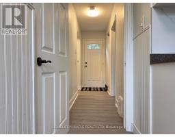 5672 DRUMMOND ROAD, Niagara Falls, Ontario