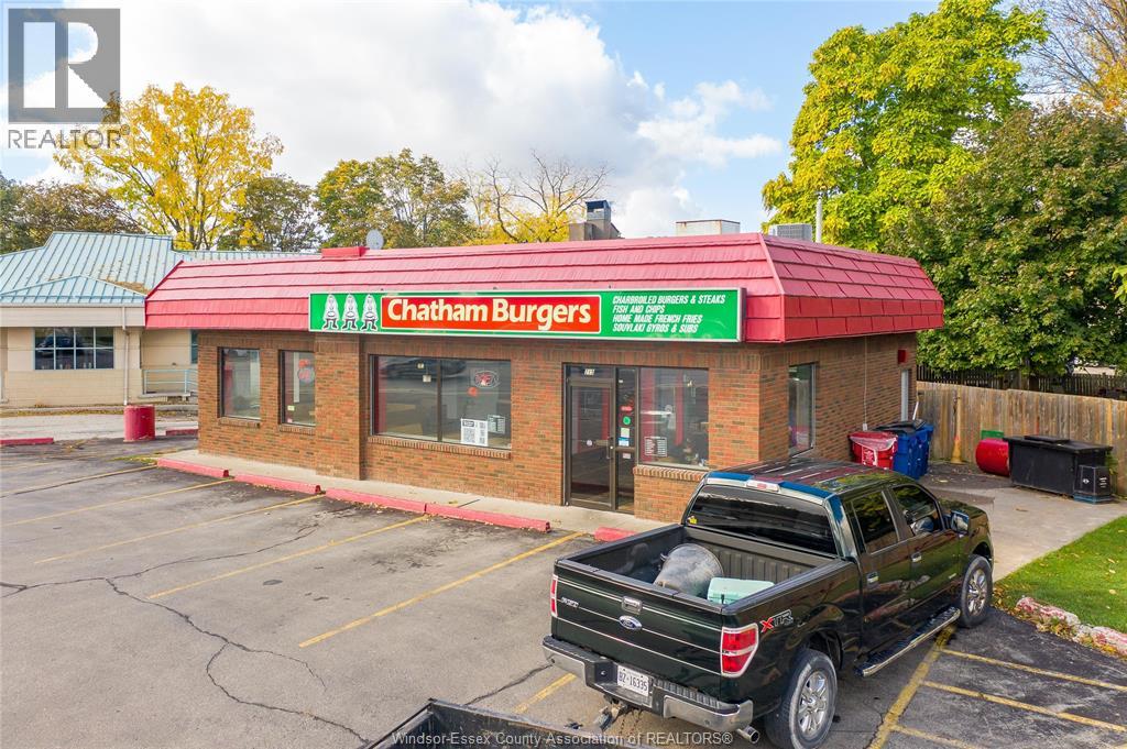 215 Grand Avenue West, Chatham, Ontario  N7L 1C3 - Photo 4 - 25031846