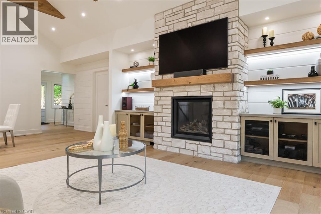 2282 Fairleigh Place, Burlington, Ontario  L7R 1G7 - Photo 8 - 40777627