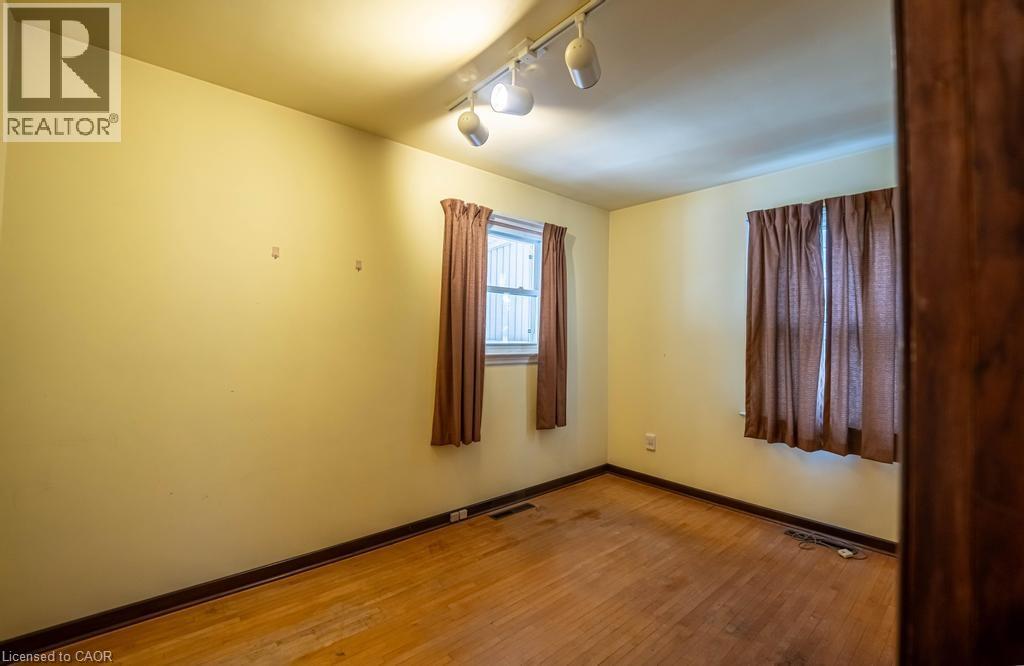 24 Hilda Street, Welland, Ontario  L3C 3N2 - Photo 8 - 40781178