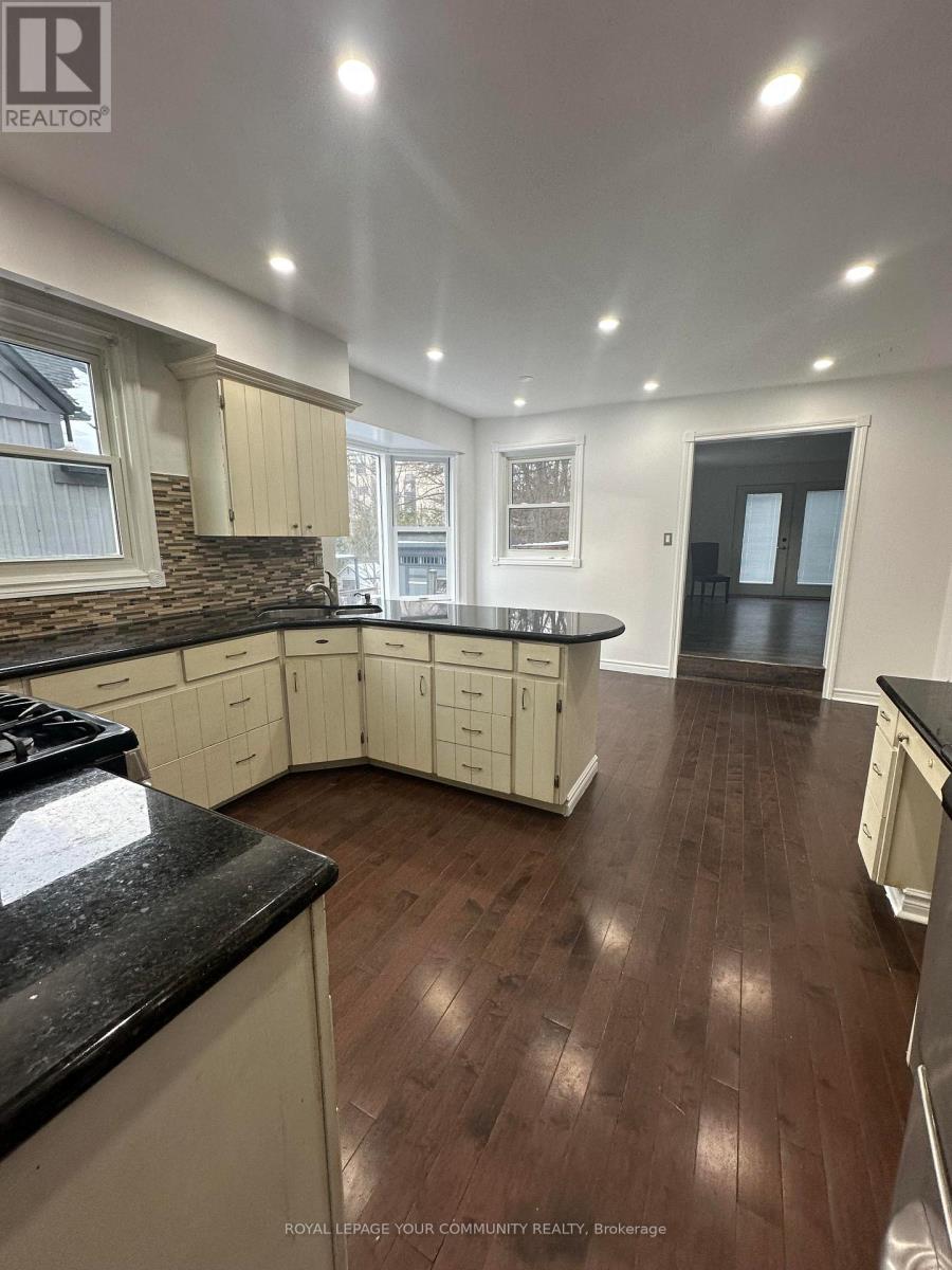 Main - 96 Gurnett Street, Aurora, Ontario  L4G 1P6 - Photo 6 - N12644770