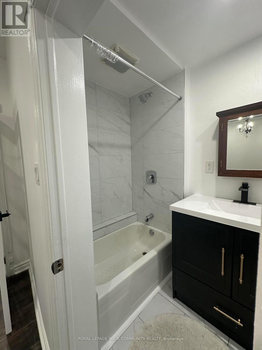 Main - 96 Gurnett Street, Aurora, Ontario  L4G 1P6 - Photo 5 - N12644770