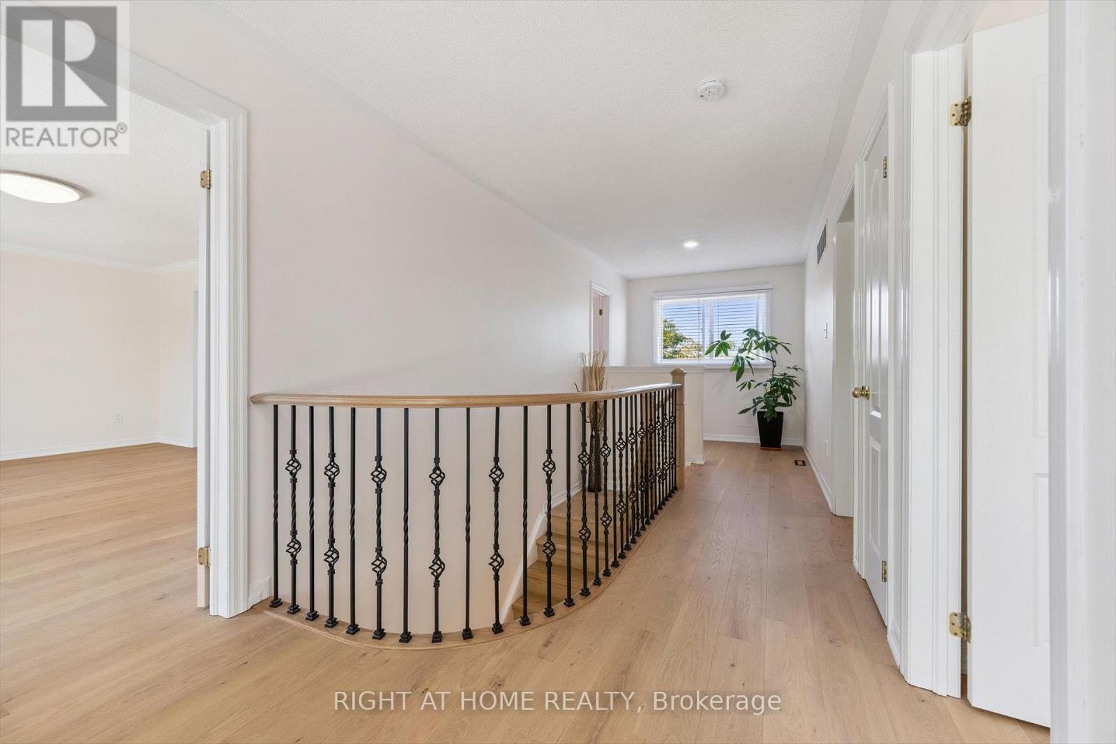 1413 Pinecliff Road, Oakville, Ontario  L6M 3Z2 - Photo 17 - W12645746