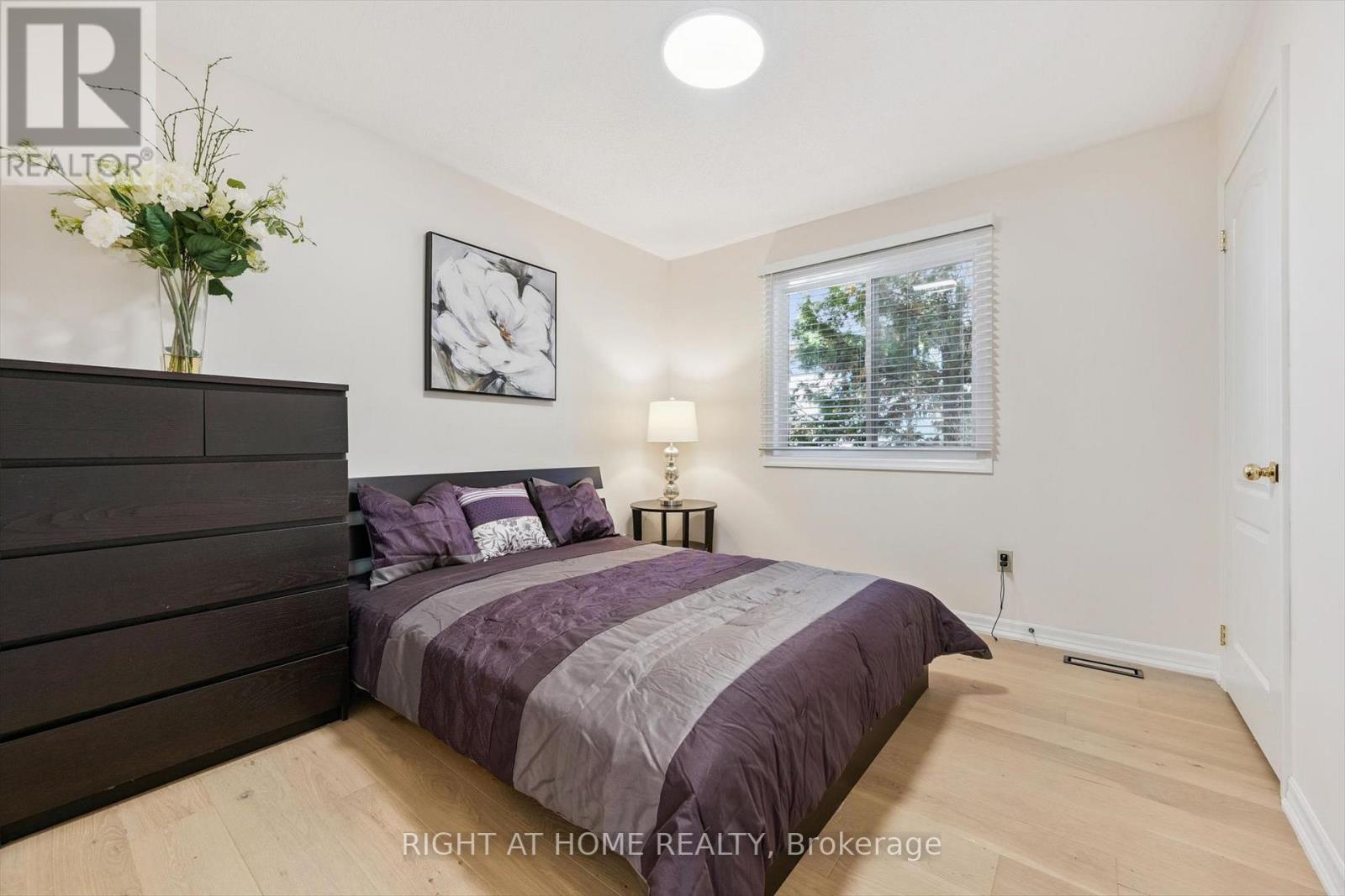 1413 Pinecliff Road, Oakville, Ontario  L6M 3Z2 - Photo 22 - W12645746