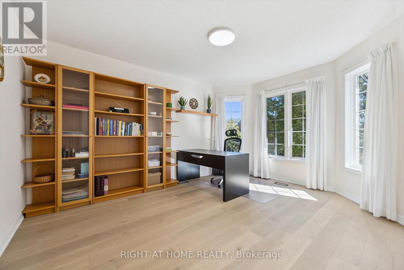 1413 Pinecliff Road, Oakville, Ontario  L6M 3Z2 - Photo 23 - W12645746