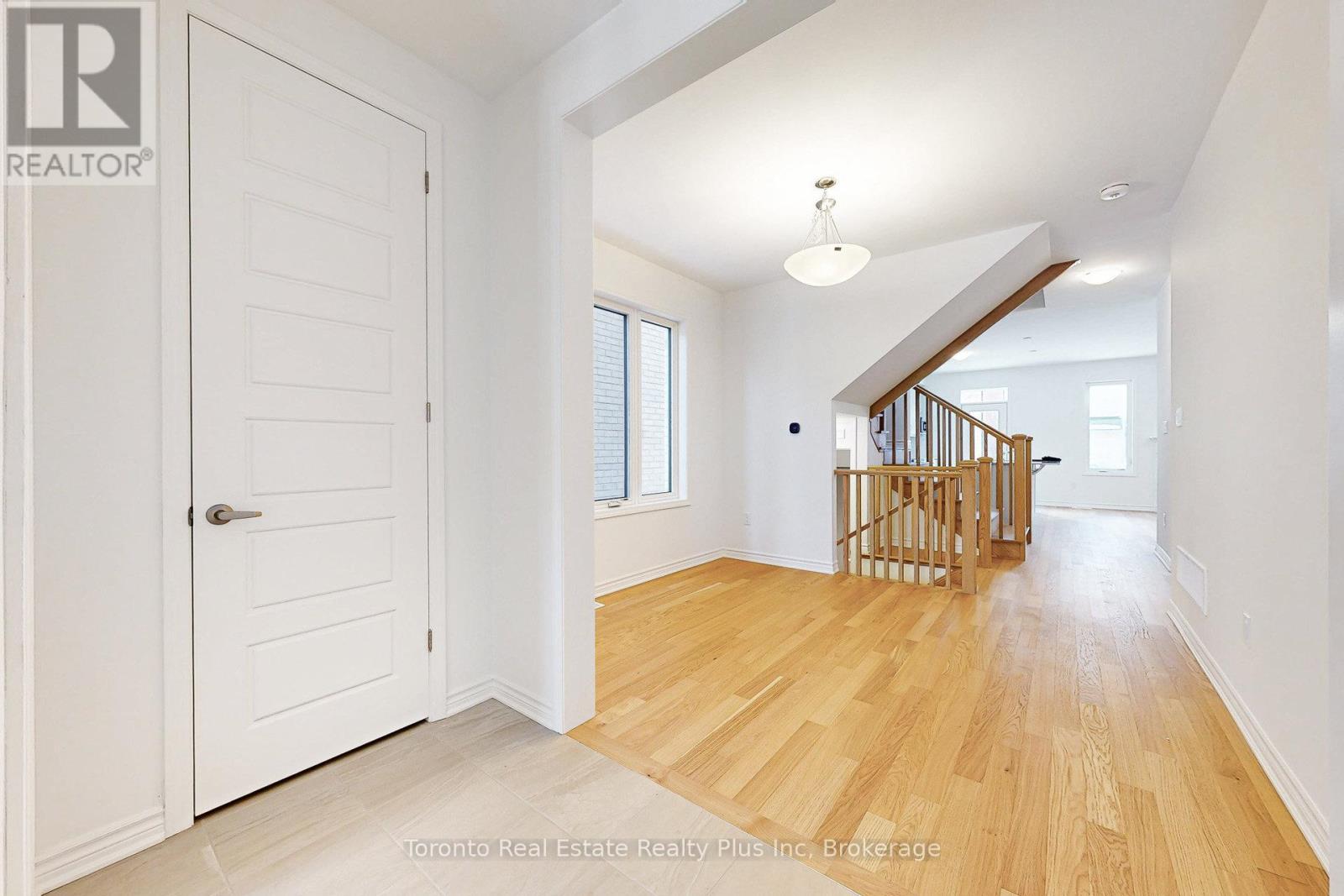 1476 Melville Bonus Crescent, Milton, Ontario  L9E 2H4 - Photo 10 - W12645748