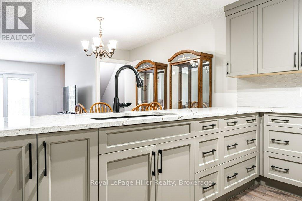 13 Arden Park, Stratford, Ontario  N5A 3E2 - Photo 11 - X12645770