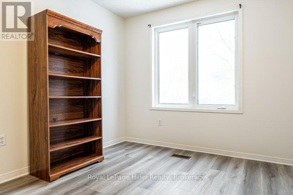 13 Arden Park, Stratford, Ontario  N5A 3E2 - Photo 32 - X12645770