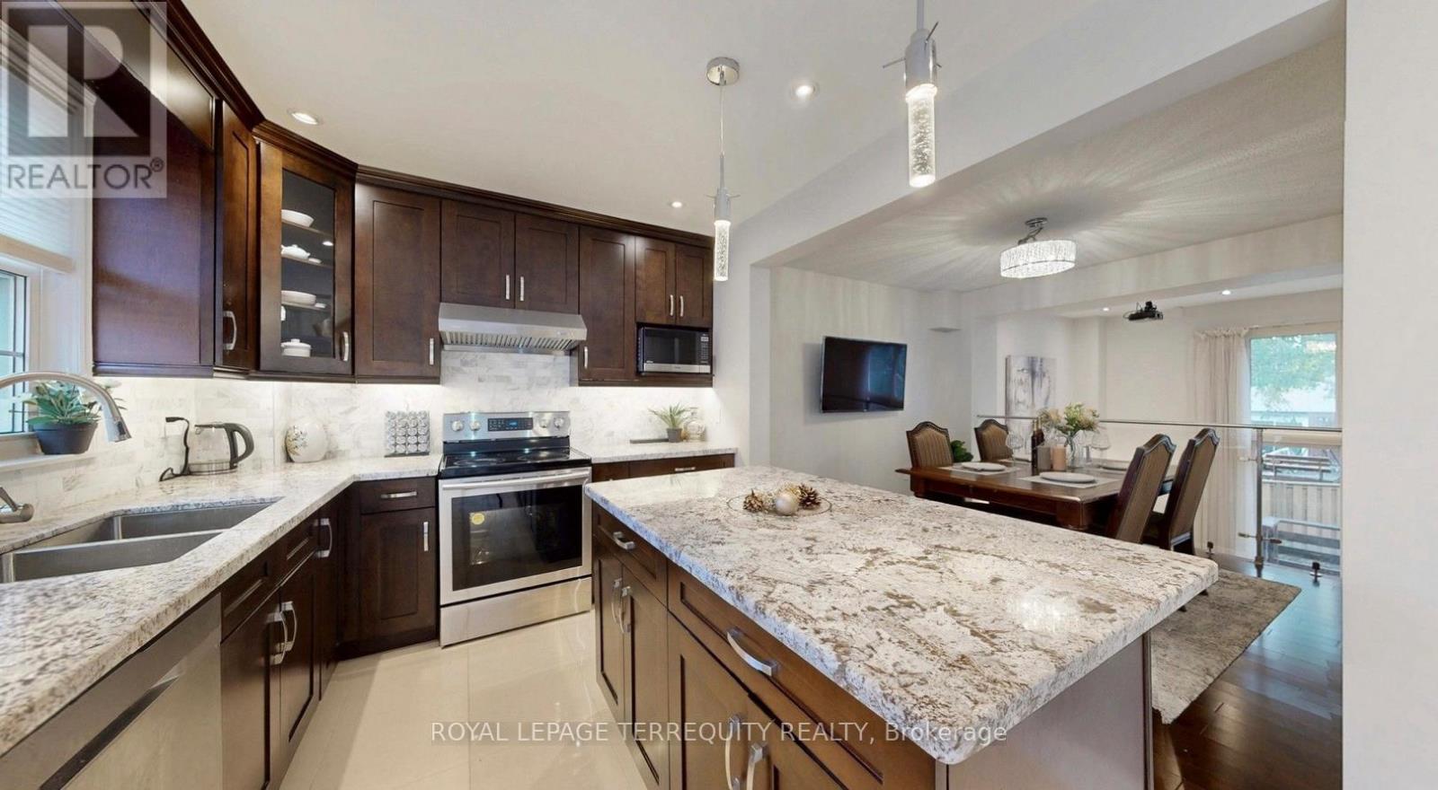 43 - 11 Stonedale Placeway, Toronto, Ontario  M3B 1W3 - Photo 6 - C12644358