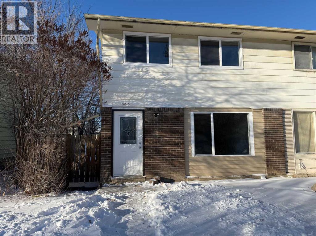 3215 Doverville Crescent Se, Calgary, Alberta  T2B 1V1 - Photo 1 - A2275724